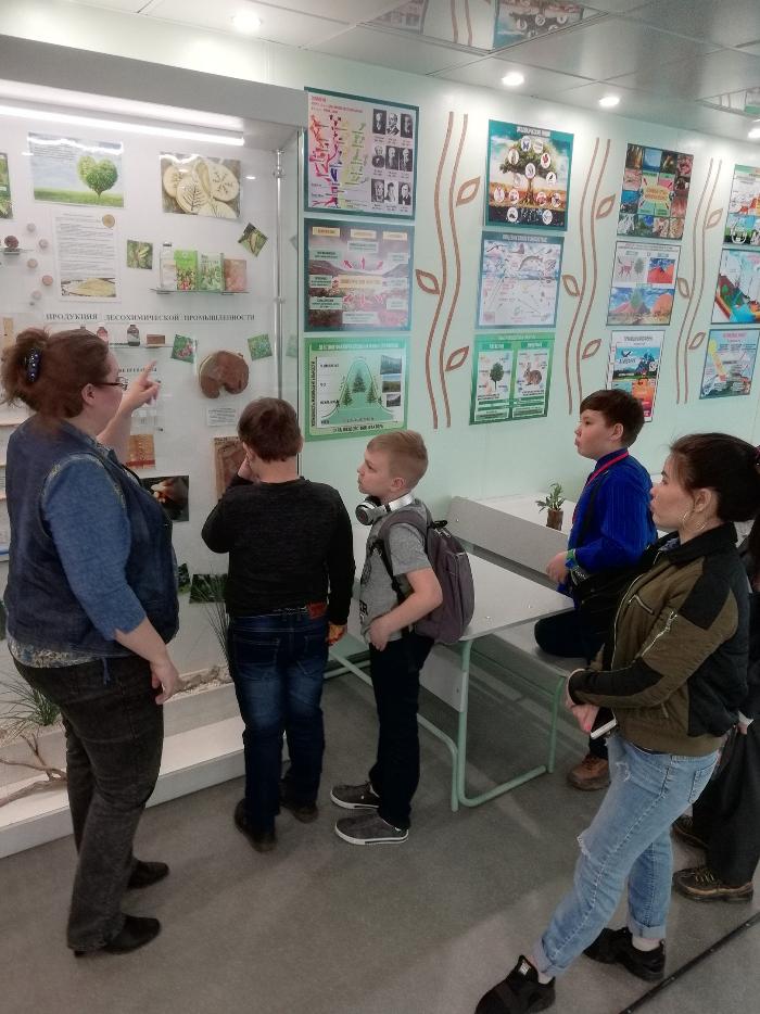 "Зеленая гостиная" вновь распахивает двери к знаниям