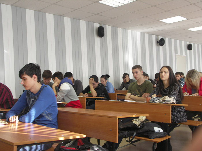Студенты
