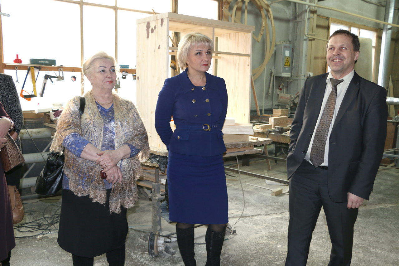 Подписание соглашения о сотрудничестве между ХТИ – филиалом СФУ и ГБОУ СПО РХ «Техникум коммунального хозяйства и сервиса» Подписание соглашения о сотрудничестве между ХТИ – филиалом СФУ и ГБОУ СПО РХ «Техникум коммунального хозяйства и сервиса»