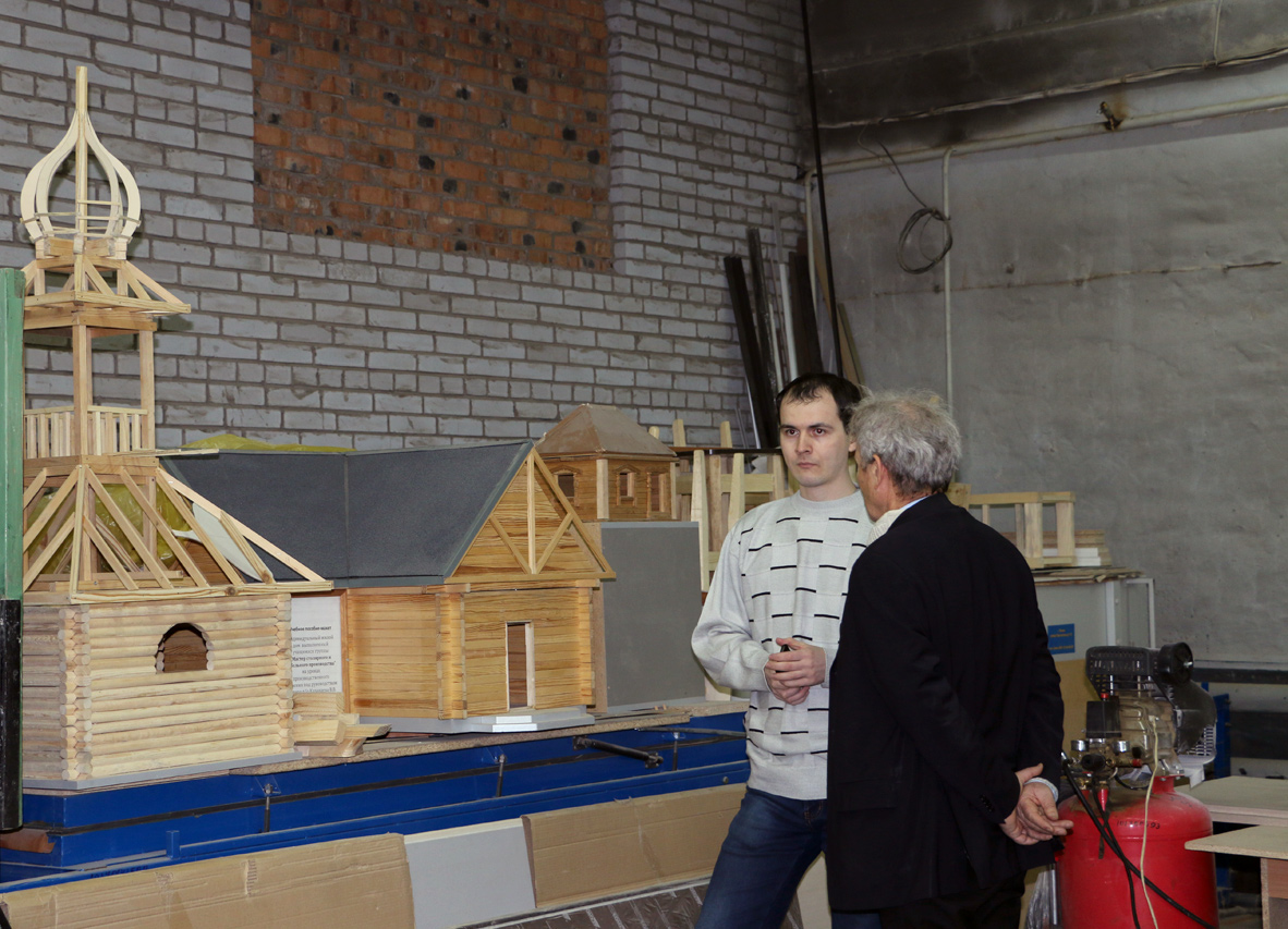 Подписание соглашения о сотрудничестве между ХТИ – филиалом СФУ и ГБОУ СПО РХ «Техникум коммунального хозяйства и сервиса» Подписание соглашения о сотрудничестве между ХТИ – филиалом СФУ и ГБОУ СПО РХ «Техникум коммунального хозяйства и сервиса»